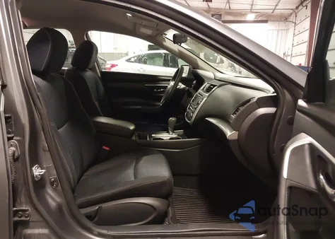 2016 Nissan Altima 2.5 S из США, поврежденный, VIN 1N4AL3AP4GN381668